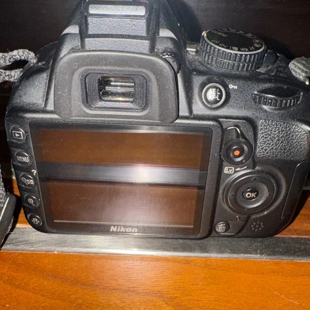 Nikon D3100 DSLR Camera in Black